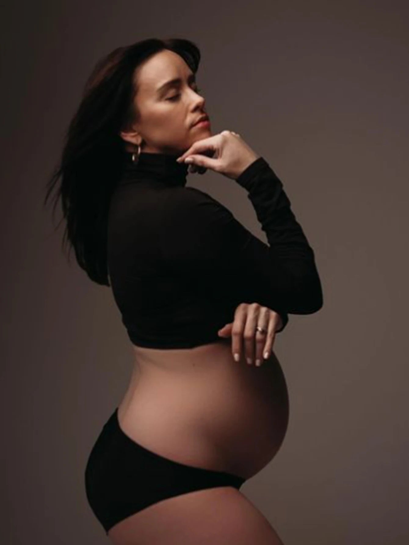 Maternity Long Sleeve T Shirts Womens Mock Neck Seamless Slim crop Tops For Pregnant photo shoot