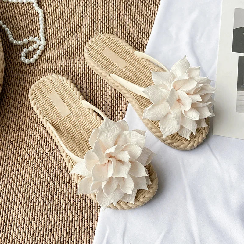 Comemore Flowers Flip Flops for Women Fashion Open Toe Light Flat Bottom Casual Women Slides Indoor Outdoor Women's Beach Shoes