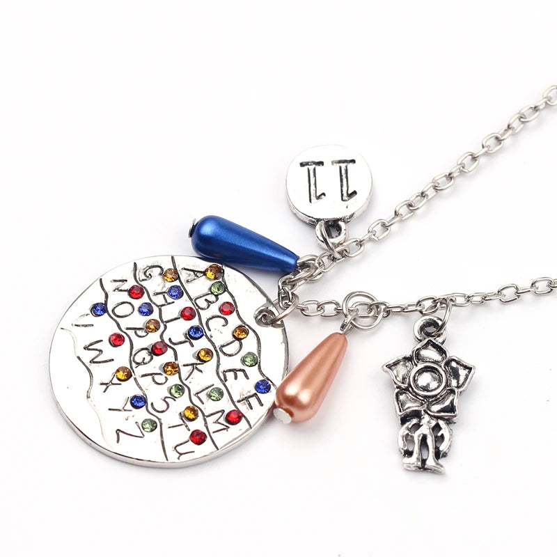 Film Television Peripherals 26 Alphabet Necklace Originality Circular Letters Dotted With Rhinestones Necklace