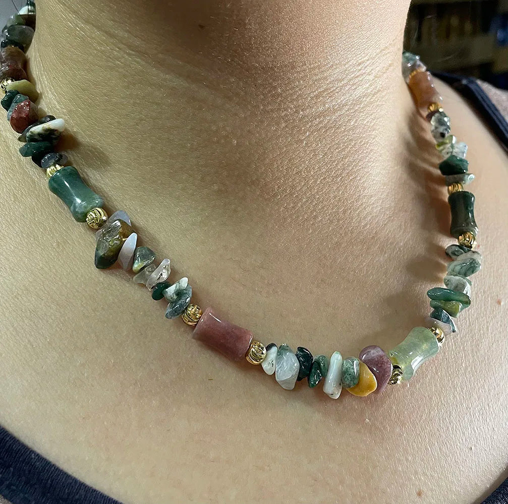 Unique design Pearl women's handmade pink colorful irregular gravel face necklace popular gift banquet party trendy charm.