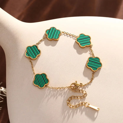 High Quality Five-leaf Flower Shell Stainless Steel Bracelet For Women Black And White Couple Holiday Bracelet Party Jewelry INS