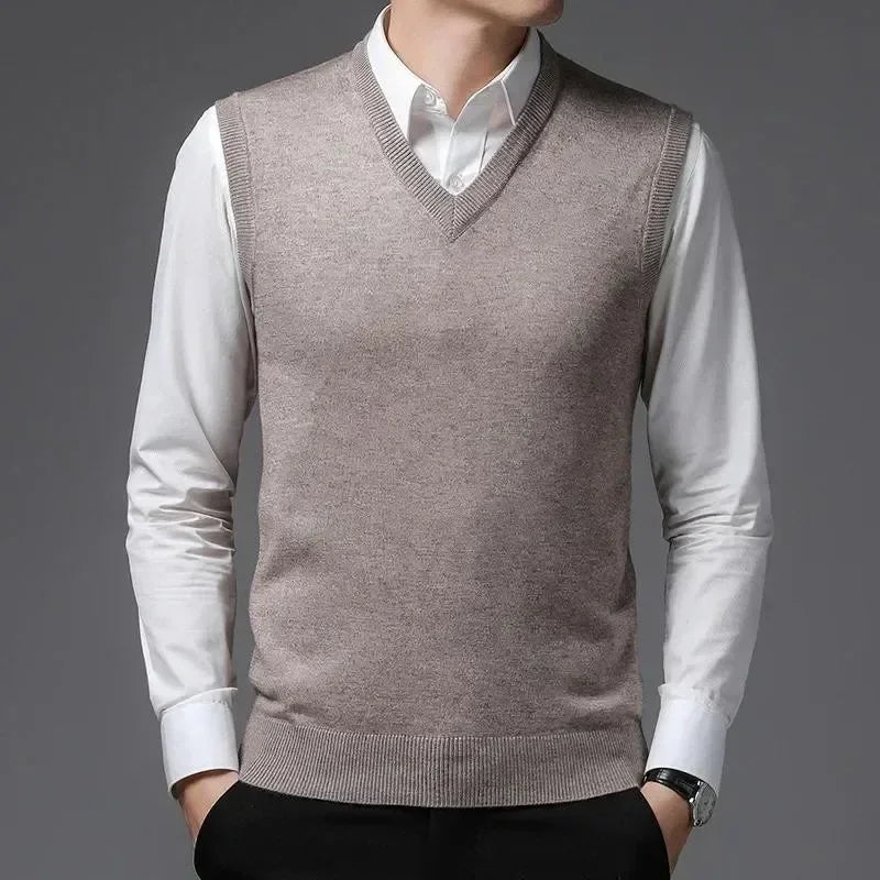 2025 New Men's Autumn High-end Sweater Vest V-neck Warm Knit Sleeveness Tank  Mens Clothes Pullover Tops