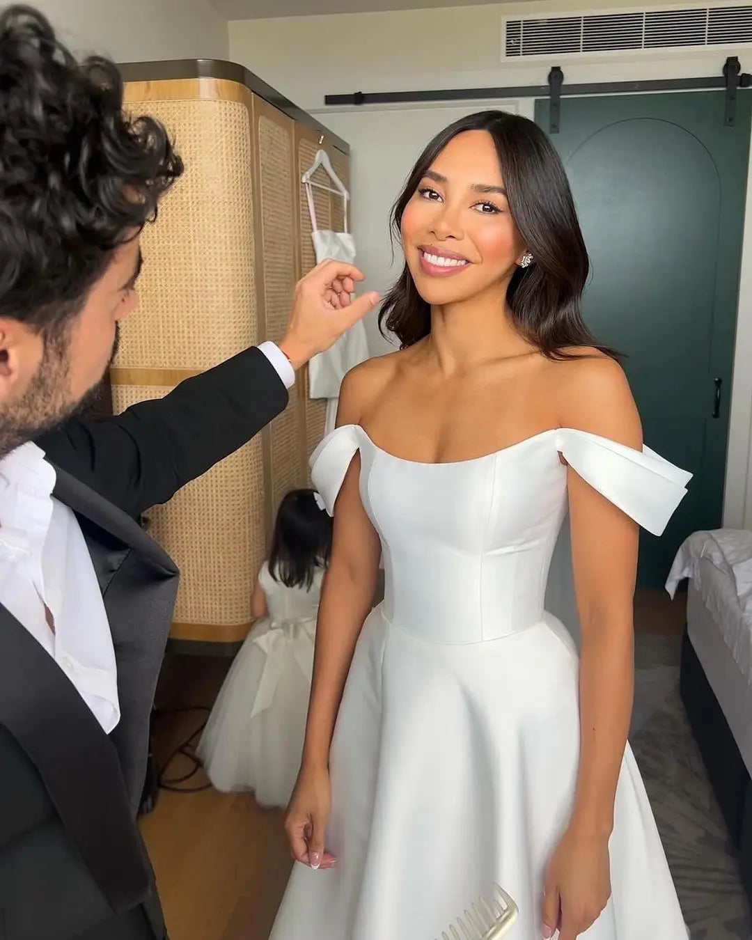 Elegant Wedding Dresses For Women Modern Bridal Dress Off The Shoulder A Line Brides Gown Formal Wedding Party Dress Customized