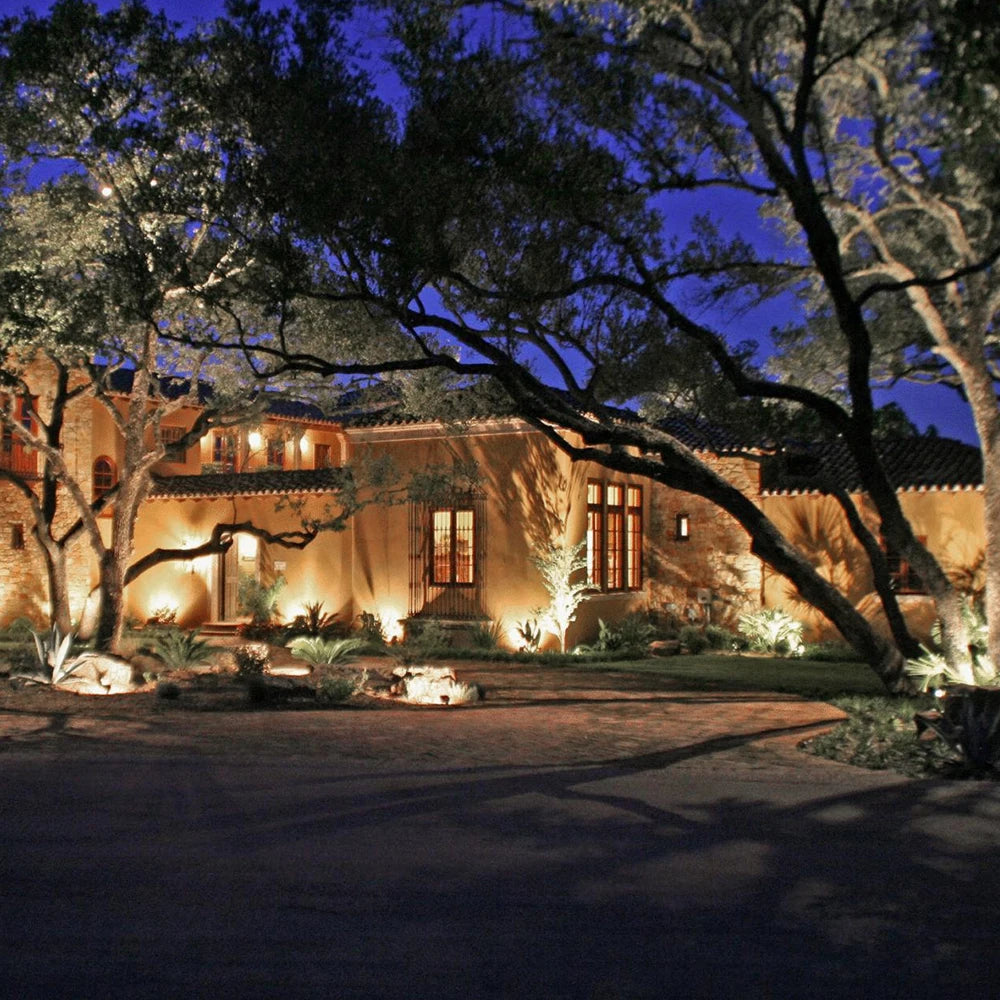 LED Floodlight Outdoor LED Spotlight High Brightness Outdoor LED Lights 10W 20W 30W 50W 100W AC 220V Light For Garden Street Lig