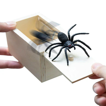 Funny Spider Jump Scare Box - Wooden Prank Toy for Office & Friends - Hilarious Trick Gadget for Jokes & Gags