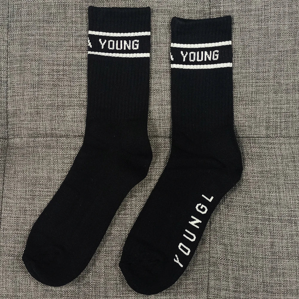Young Sports Socks Gym Hombre Long Socks 4-Pairs High Top Socks Unisex Fitness Workout Sock Soft Comfort Breathable Street Style