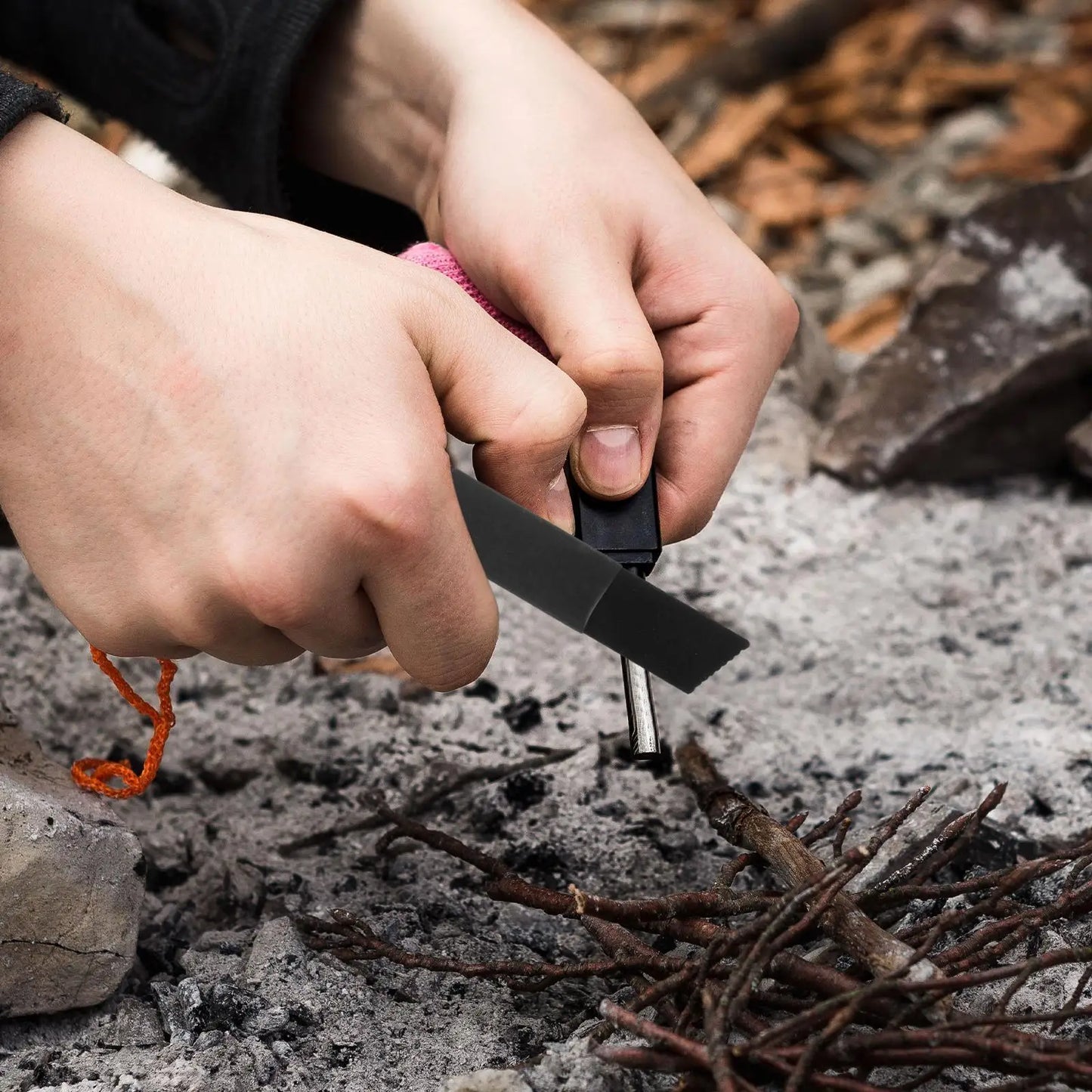 10pcs Fire Starter Camping Gear Survival Scrapers Flint Outdoor Accessories Safety Equipment Magnesium Rods Striker