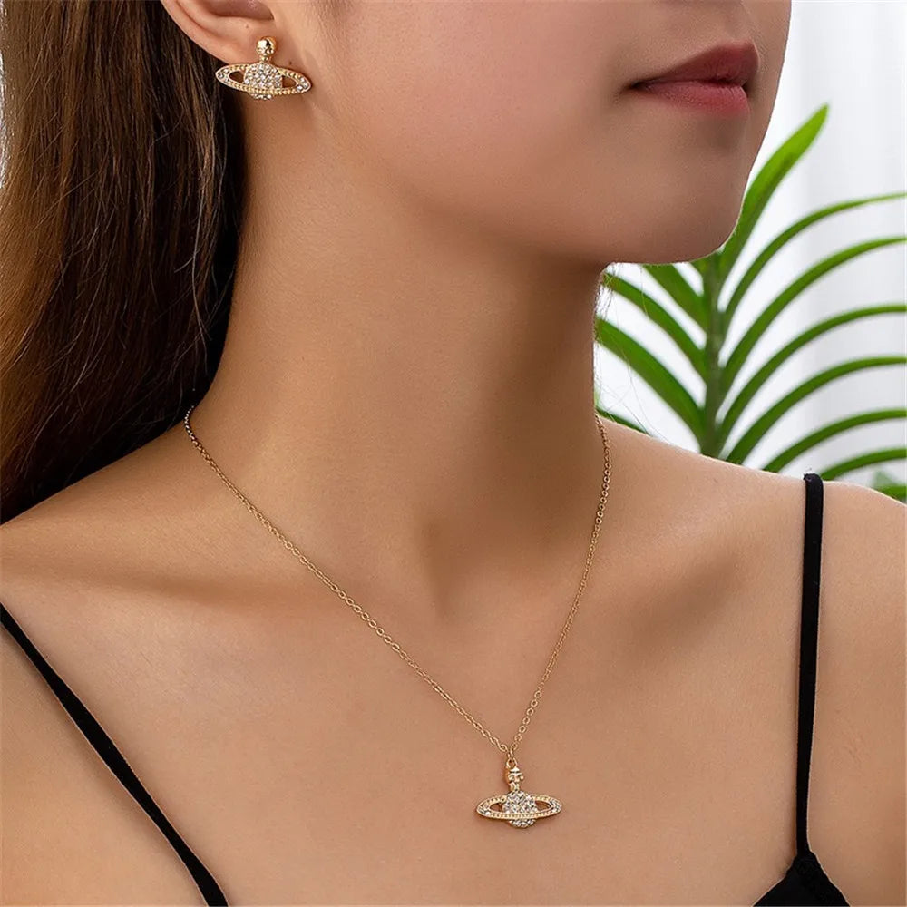 European and American Light Luxury, Niche Design Sense Metal Accessories, Fashionable and Elegant Women's Jewelry Accessories