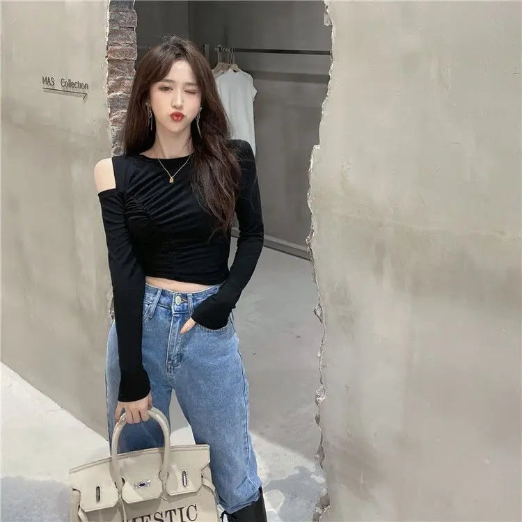 Women's T Shirts Off Shoulder Tees Sexy Plain Slim Black 2024 Tshirts 2000s Trend Female Tops Cool Wholesale Clothes Alt New In