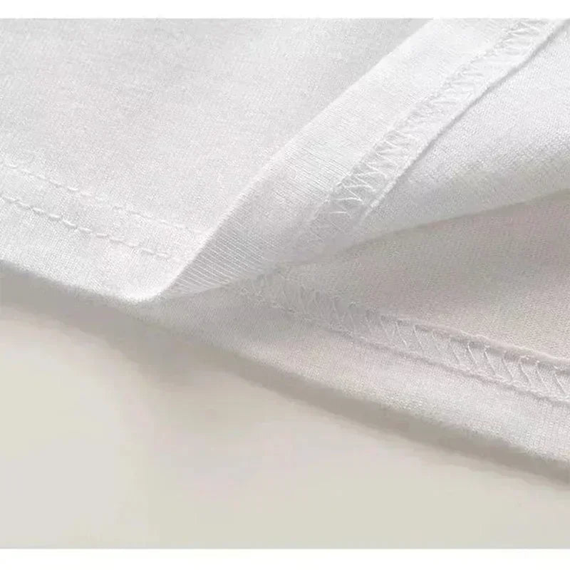 2025The Fashion Trends for Men and Women Include Casual Sportswear T-shirts Cotton Comfort and Luxury on The Streets of Harajuku