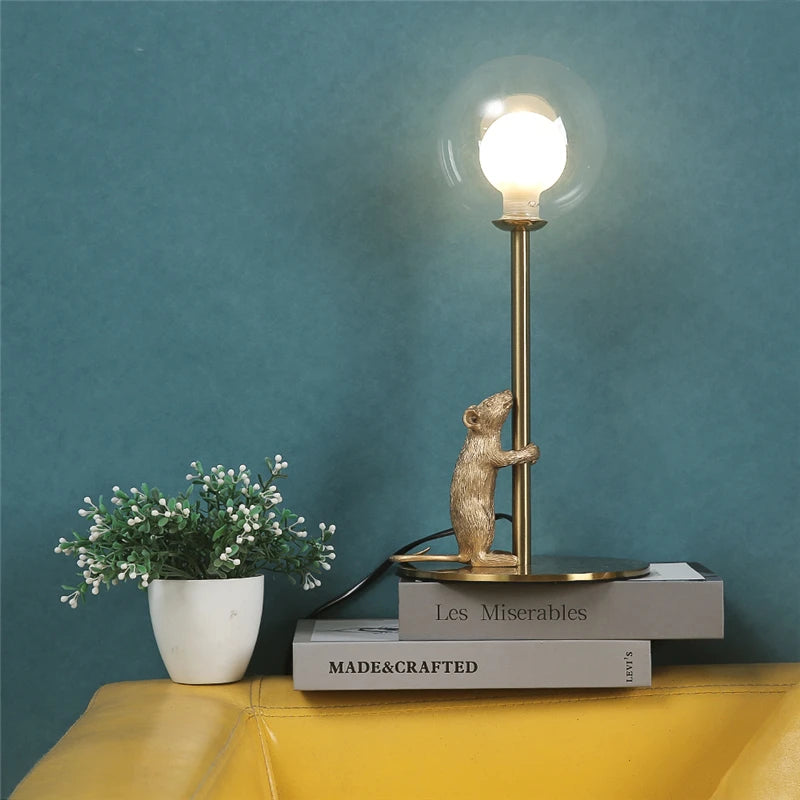 Modern Decorative Floor Lamps Resin Animal Stand Lamps LED Desk Lights Mouse Table Lamps Home Decor Desk Lamp Lighting Fixtures