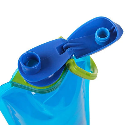 700ML Foldable Travel Bottle Flexible Reusable Bottles Plastic Pouch Soft Flask Water Bag With Carabiner Clip