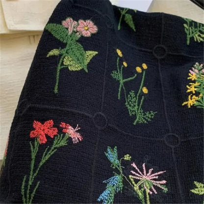 Street Trend Embroidered Totes Bags for Women Large Capacity Canvas Handbag Shoulder Bag Female Commuting Bucket Bag