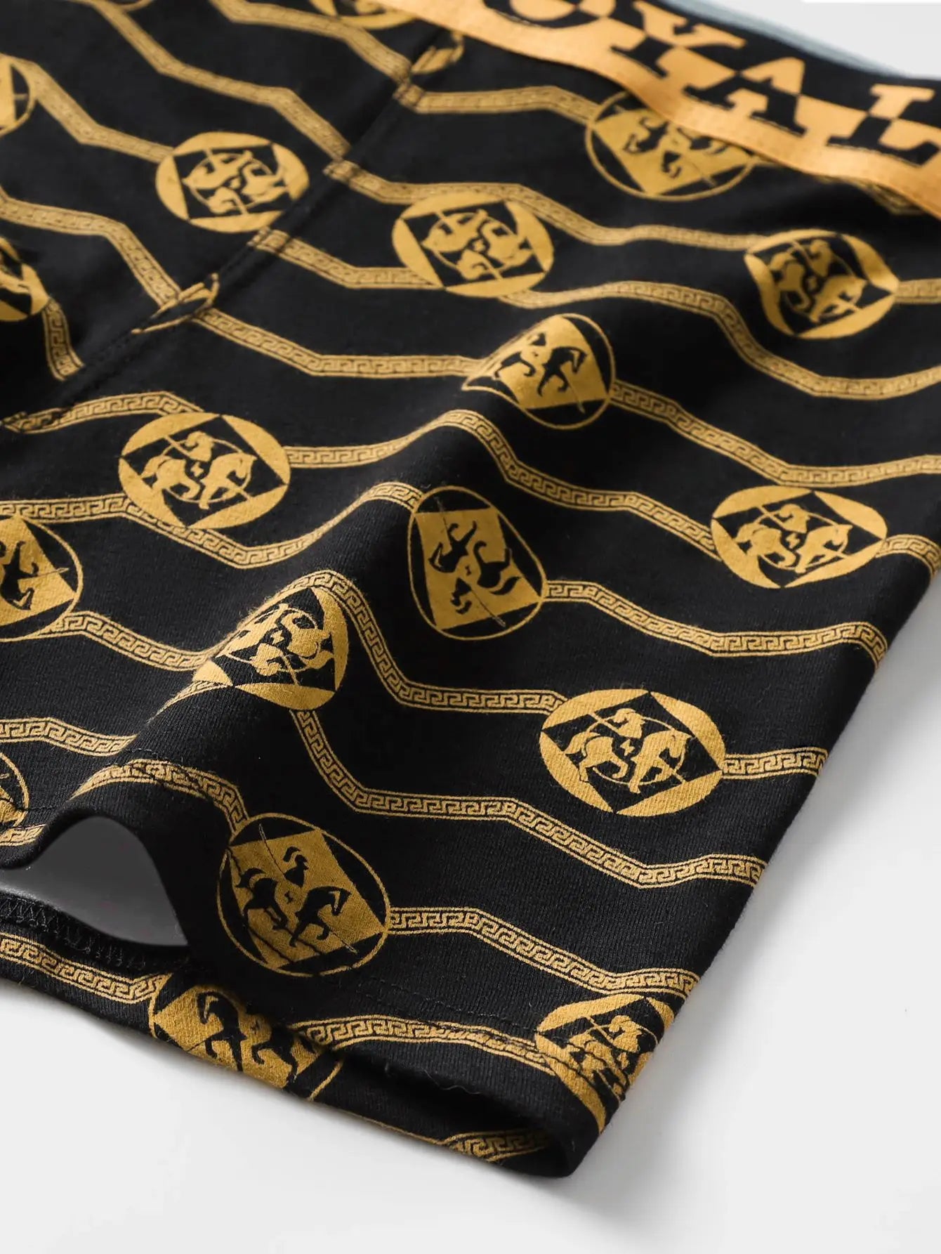 10Pcs Men's Underwear Soft Breathable Comfortable Men's Pants Athleisure Domineering Fashionable Trendy Men's Boxers Briefs