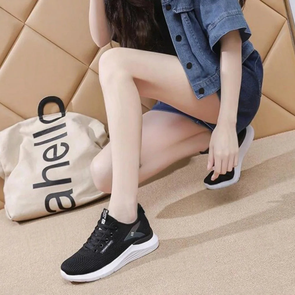 Women's Sneakers 2025 New Spring and Summer Fashion Versatile Soft Sole Lightweight Casual Running Shoes for Children