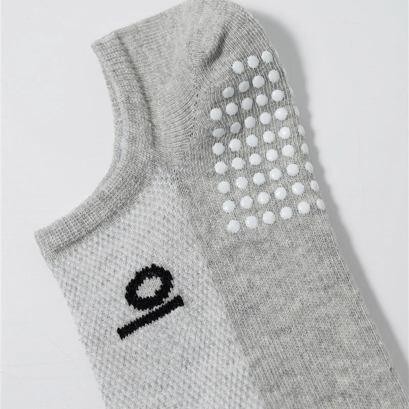 Sports Anti Slip Boat Socks for Women Comfortable and Breathable Cotton Socks Pilates Fitness Indoor Yoga Training Socks