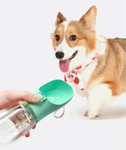 New Pet Portable Water Cup, Accompanying Kettle, Cat Drinking Fountain, Dog Drinking Cup, Travel Supplies