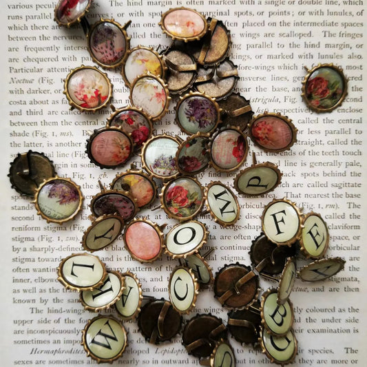 [MET004] 22-26pics Mixed Printing Metal Retro Brads for Scrapbooking Embellishment Decorative Beads Clothes Handmade Crafts