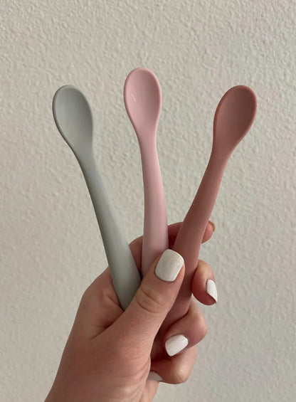 Baby Soft Silicone Spoon Food Grade Children's Feeding Training Spoon Long Handle Weaning Eating Practice Spoon