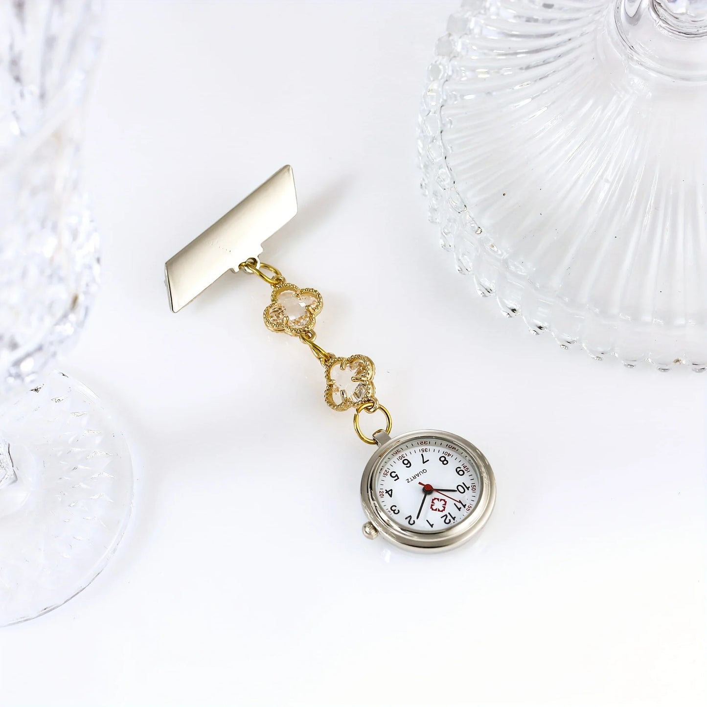 1pc new nurse watch chest watch fashionable and cute quartz pocket watch simple hanging watch simple hanging watch
