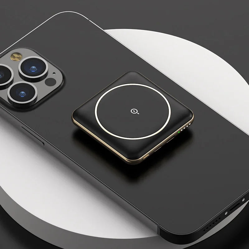 30000mAh Large Capacity Super Fast Charging YM-545 Portable Power Bank Magnetic Wireless Charging Power Bank Mobile Power Bank