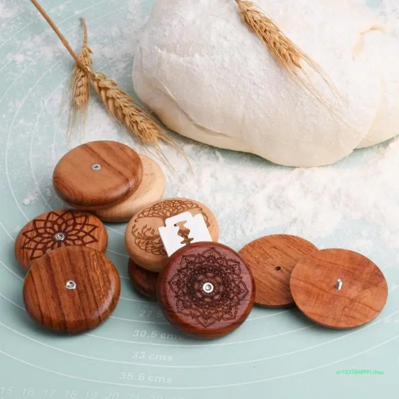 Bread Lame Dough Scoring Tool for DIY Sourdough Bread Bakers Bread Lame Cutter Tool Cutting Bread Scoring Knife Bakers