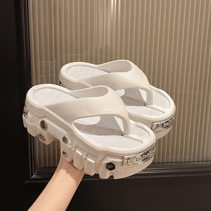 Woman flip flops Punk Design Shoes 2025 trend Casual Platform Sandals non-slip Outdoor slippers Unique features Flat Slides