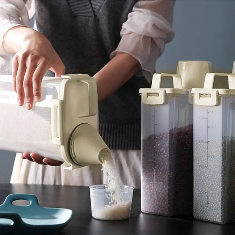 Dog Food Container Sealed Dog Food Storage Box with Lid - Moisture & Leak-proof, Ideal for Dog Food, Cat Food, Pet Snacks