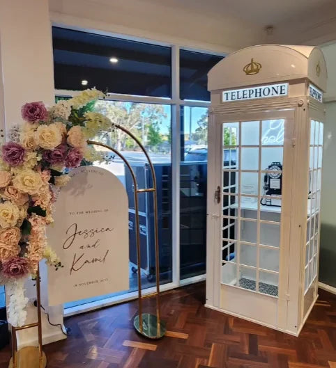 White Phone Booth with Audio Guestbook Phone London Wedding Telephone Booth for Wedding Events Decoration