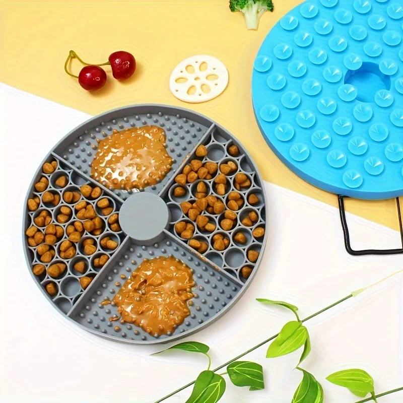 Dog Feeding Mat Silicone Cat Slow Feeder Bowls with Suction Cup Slow Feeding Pad Dog Licking Pad Anxiety-relieving Utensils
