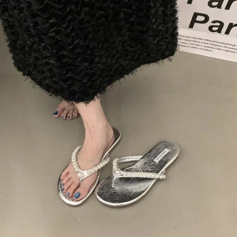 Woman Fashion Flip Flops 2025 Summer New Korean Style Soft Bottom Anti-slippery Versatile Princess Beading Simple Beach Slippers