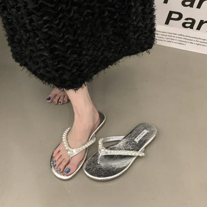 Woman Fashion Flip Flops 2025 Summer New Korean Style Soft Bottom Anti-slippery Versatile Princess Beading Simple Beach Slippers