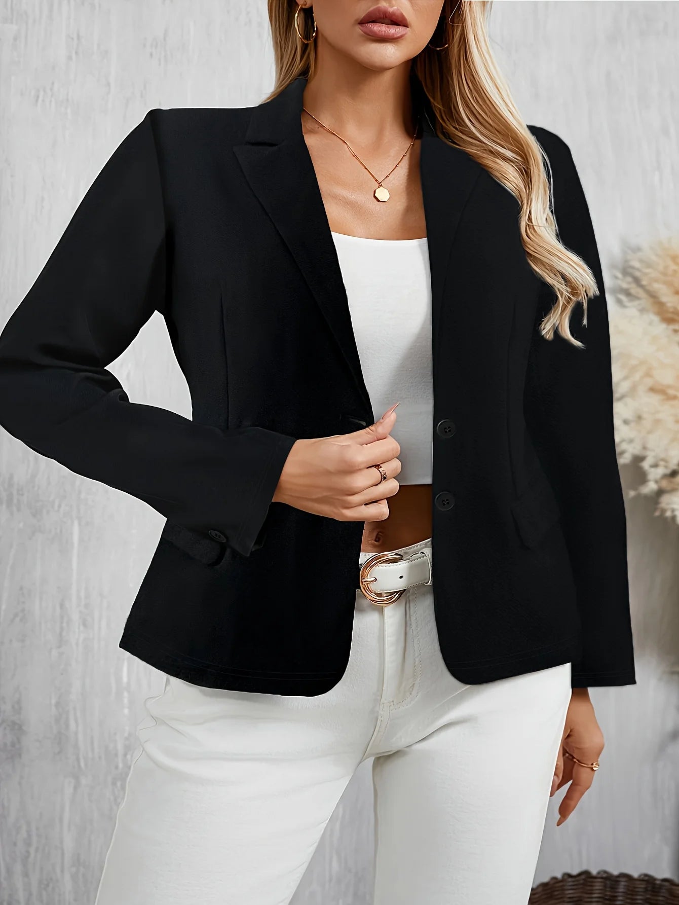 Large-sized solid color suit jacket - elegant office outfit for ladies, casual outings