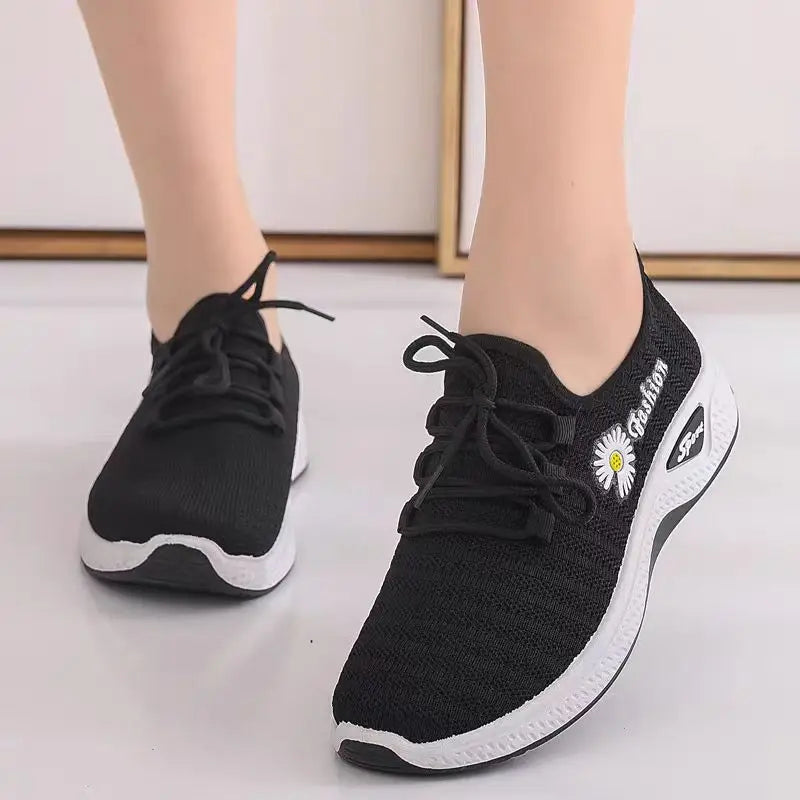 New Women's Fashionable Sports Shoes Trendy Coconut Sneakers with Thick Lightweight Casual Shoe Womens Shoes