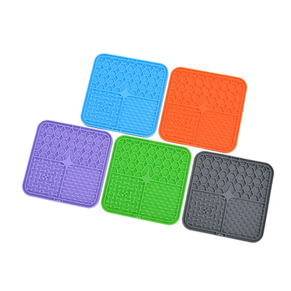 Pet Lick Silicone Mat for Dogs Pet Slow Food Plate Dog Bathing Distraction Silicone Dog Sucker Food Training Dog Feeder Supplies