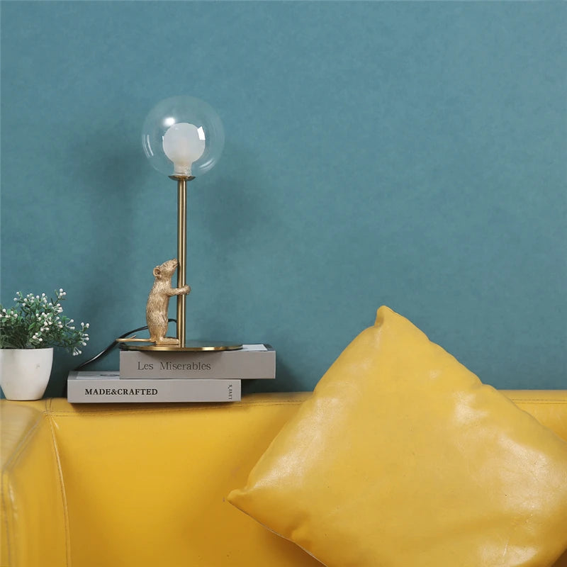 Modern Decorative Floor Lamps Resin Animal Stand Lamps LED Desk Lights Mouse Table Lamps Home Decor Desk Lamp Lighting Fixtures