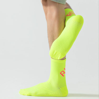 1 Pair Wholesale of men's and women's massage bottom sports socks, new mid length socks, cycling outdoor quick drying, cross-bor