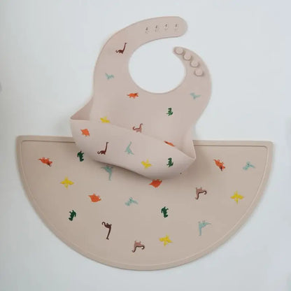 Baby silicone bib, bear bib, baby eating, children's complementary food, saliva bib, waterproof saliva towel