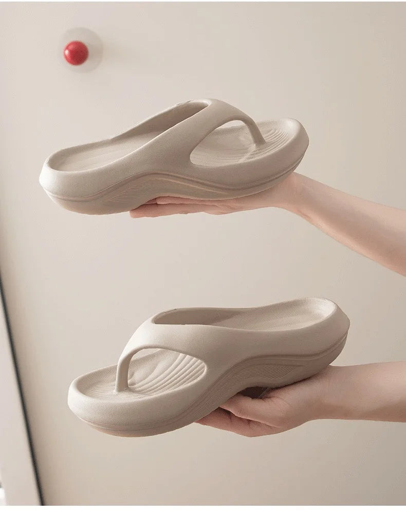 High-end And Touching Flip-flops For Summer Wear, Anti-slip, Anti-odor, And Comfortable Home Slippers That Pinch The Feet