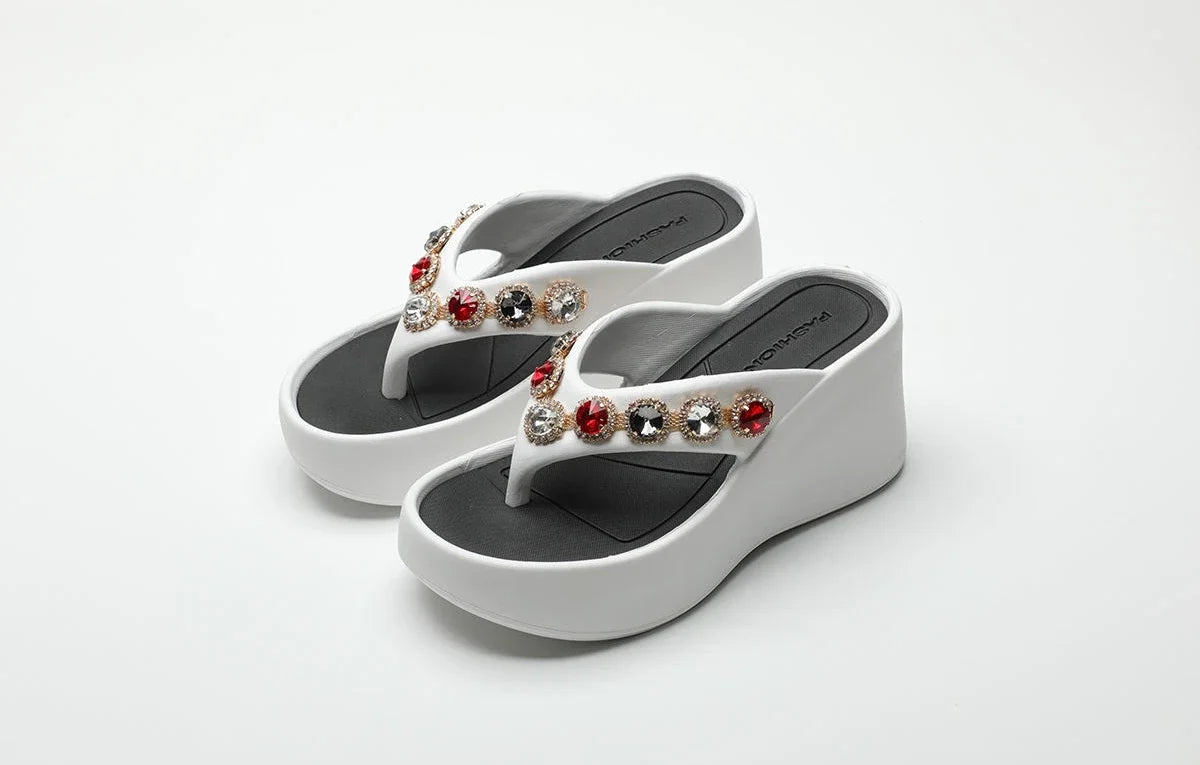 Woman Slippers Flip Flops Slides on Beach Sandals Waterproof Stylish Shoes for Women Top Designs Shoe Clappers Summer Sale