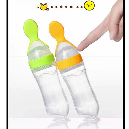 Infant Baby Squeezing Feeding Spoon Baby Silicone Baby Feeding Vegetable Fruit Bottle Baby Dish Scale spoon & hand towel set