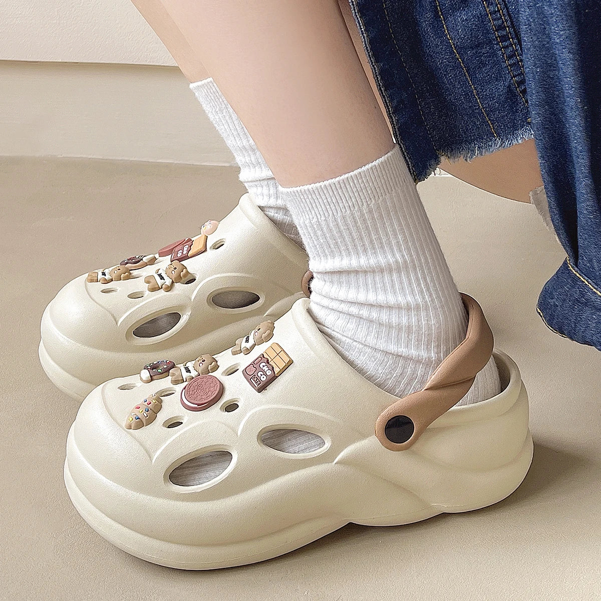 Women Thick Bottom Hole Shoes Summer Beach Platform Sandals Fashion Comfortable Indoor Outdoor Slippers