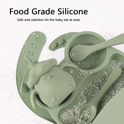 4PCS Silicone Children Tableware Baby Feeding Set Silicone Dinner Plate Wood Handle Spoon Fork Silicone Bibs BPA Free