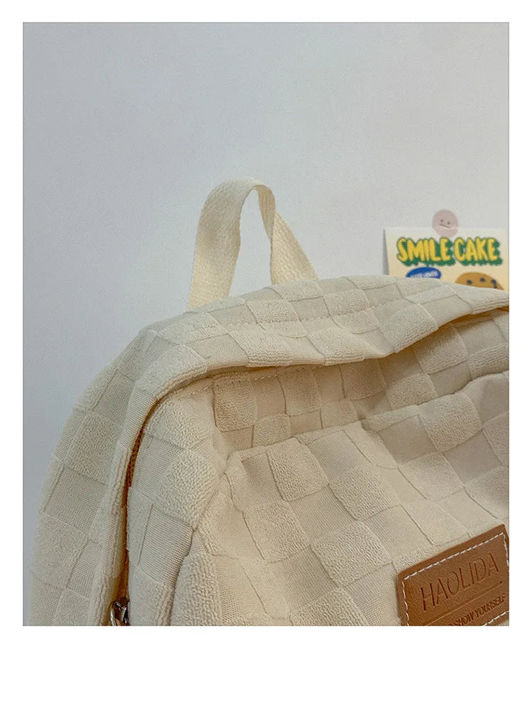 Gift pendant schoolbag, female high school student schoolbag, backpack, college student large-capacity and versatile backpack