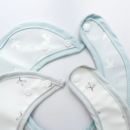 Children's Silicone Bib Baby Feeding Bibs for Newborn PU Soft removable Saliva Towel Waterproof  Dirt Proof Babies Accessories