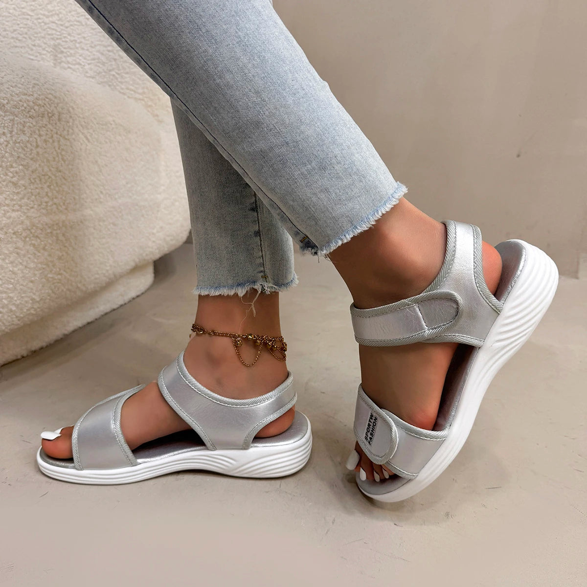 2025 New Summer Sandals Travel Women Shoes New Sandal Sole Sandal Ladies Outdoor Beach Slippers Platform Sandals for Women