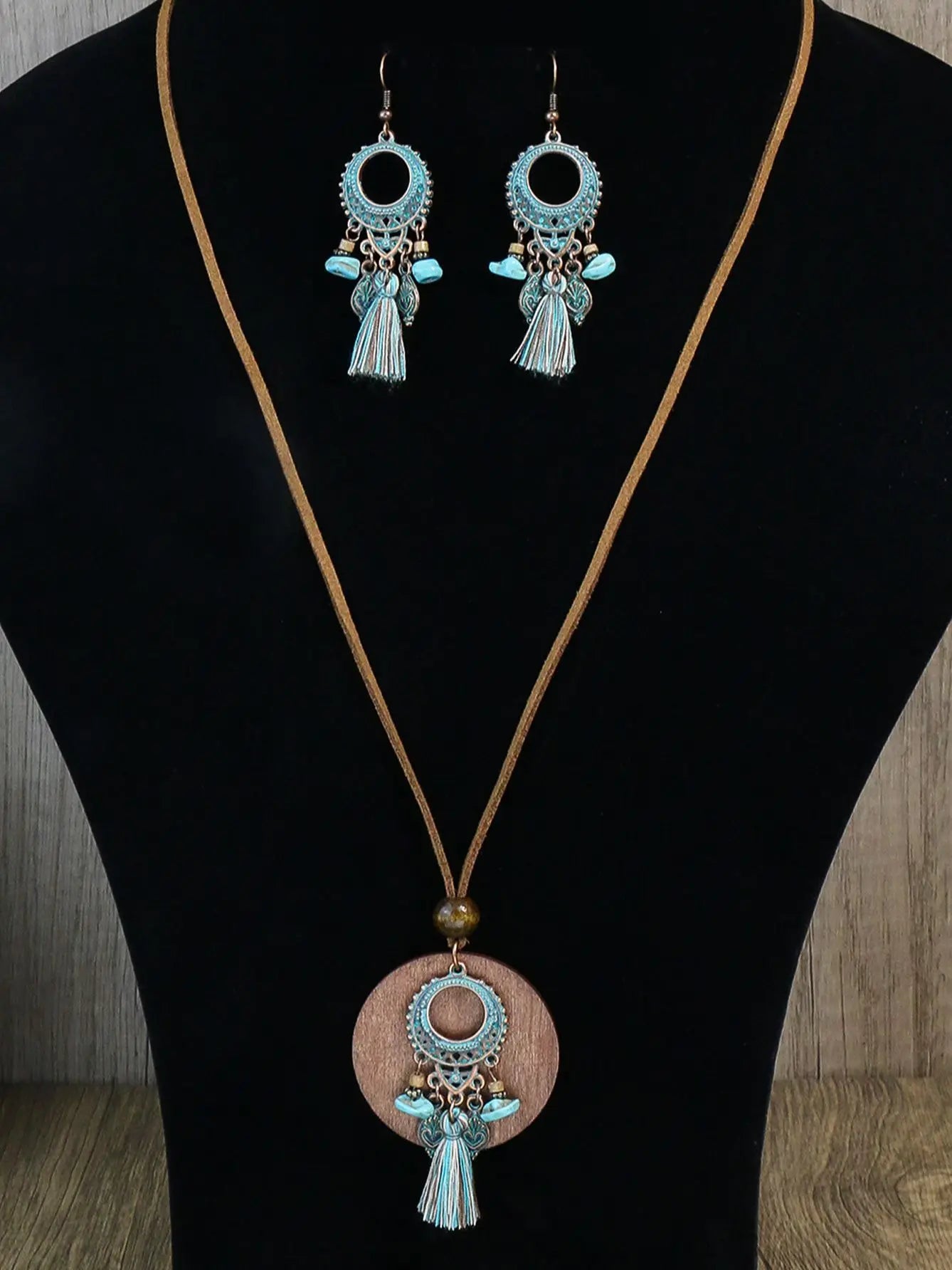 Bohemian ethnic style earrings Bohemian hollowed out circular ring tourism vacation jewelry retro round tassel women's earrings