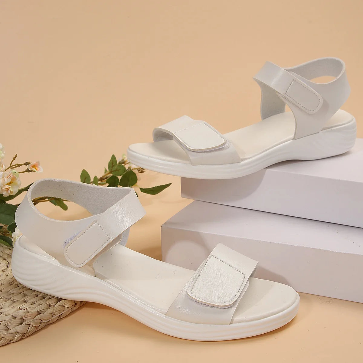 2024 New Summer Sandals Travel Women Shoes New Sandal Sole Durable Sandal Ladies Outdoor Beach Slippers Platform Sandals