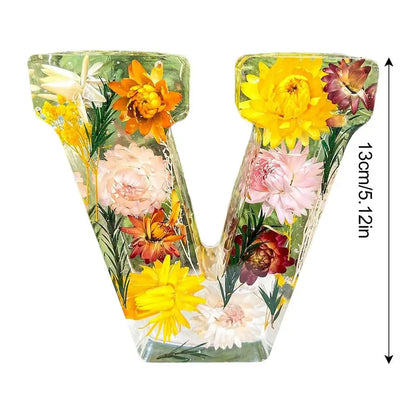 Floral 26 Letters Night Lights Decorative Resin Lamp with Initial Letter & Dry Flower Creative Table Light Night Lamp Glowing