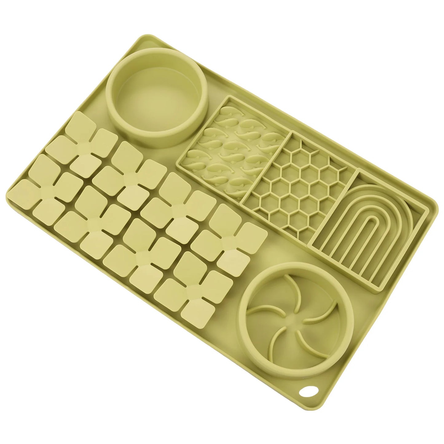 Silicone Dog Licking Pad Slow Feeder Bowl Dog Puzzle Toy with Non-Slip Suction Cup Pet Slow Food Plate Training Dog Supplies